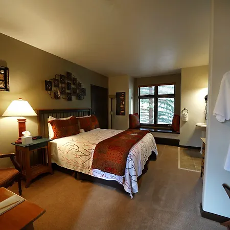 Frisco Inn On Galena-3